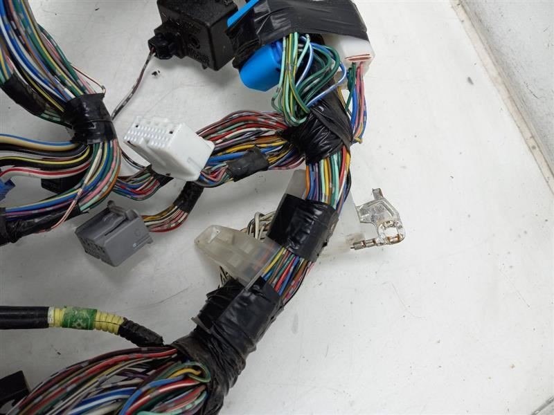 06 TOYOTA SEQUOIA DASH WIRE HARNESS