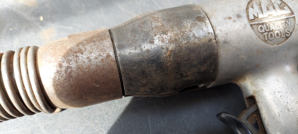 Mac Tools Pneumatic Air Chisel Air Hammer W/ 1 Bit