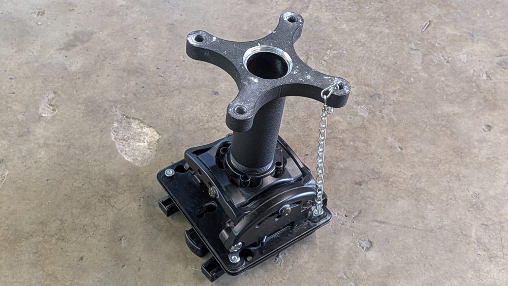 Chief Manufacturing RPMA000 Projector Mount