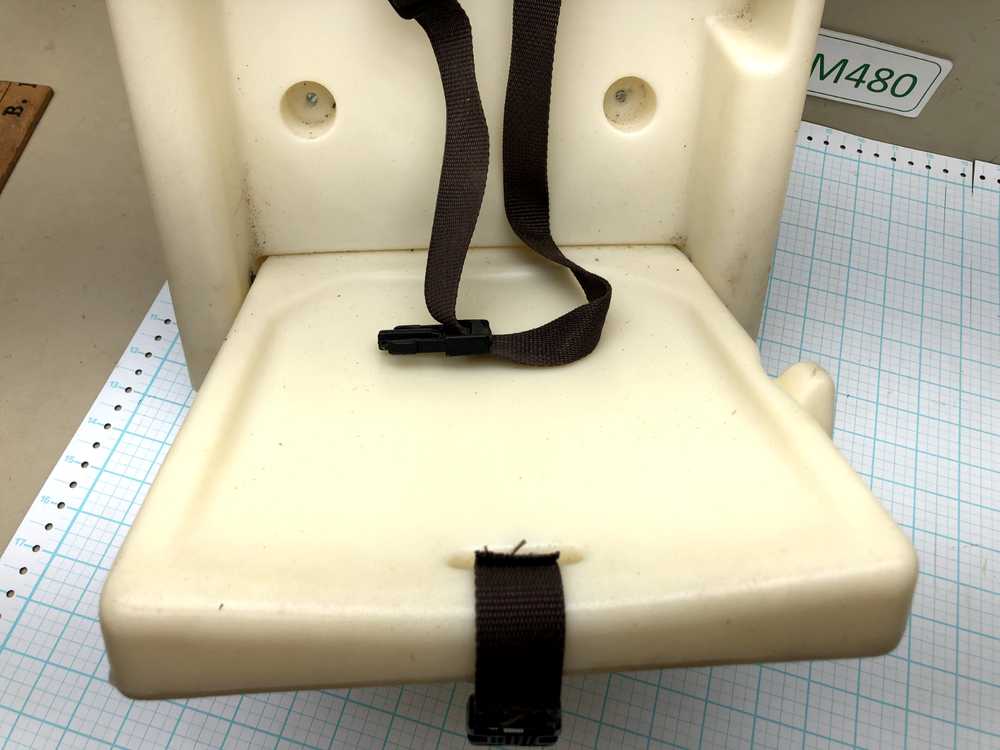 Safe Sitter Child Protection Seat / Cream / SURFACE MOUNT Folding