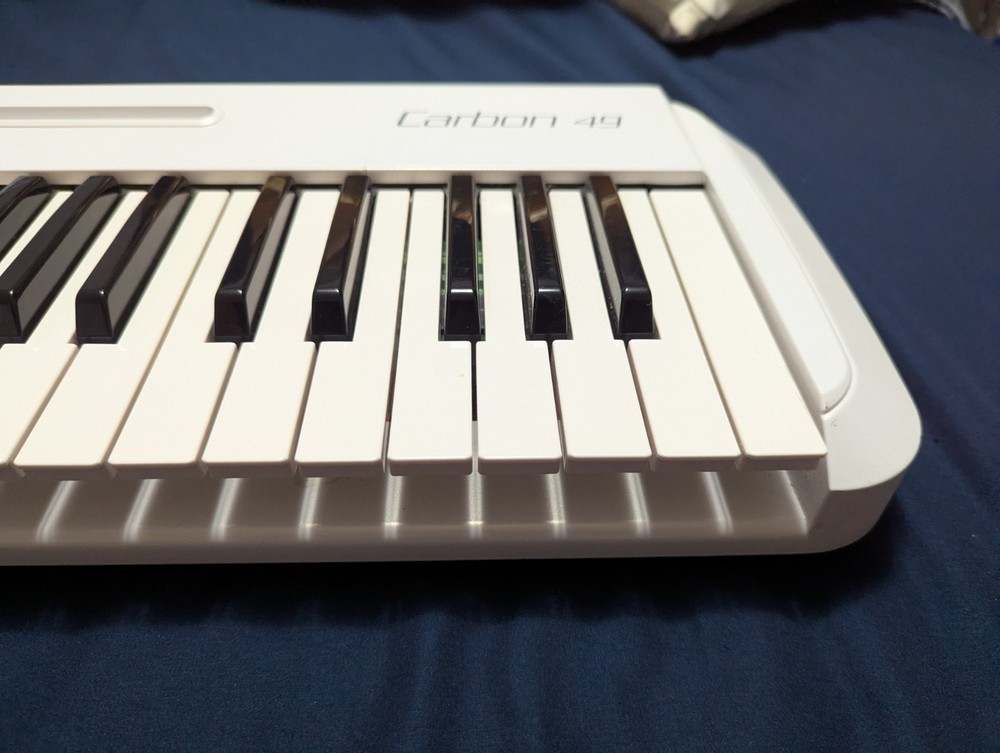 Samson Carbon 49 USB White MIDI Keyboard Software Controller