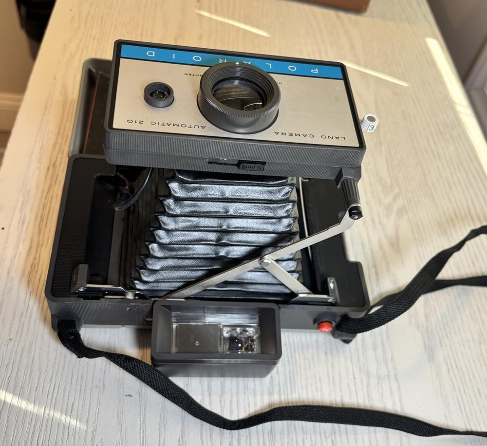 Vintage Polaroid Automatic 210 Land Camera with Case and Manual