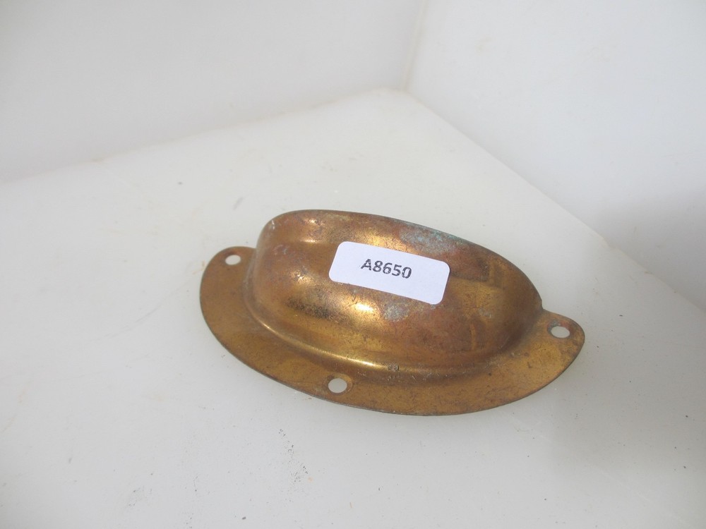 Vintage Brass Drawer Cup Handle Cupboard Pulls Shell Old Antique x1