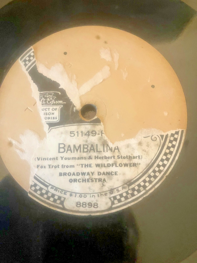 Edison Diamond Disc Record #51149 "La Mome Tango" Orchestra