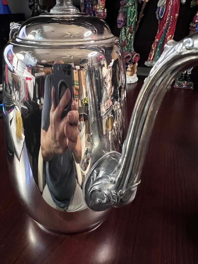 Wm Rogers Coffee / Tea Pot Creamer and Sugar Caddy With Lid