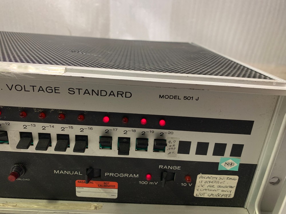 Electronic Programmable D.C Voltage standard 501 J w/ Power cord
