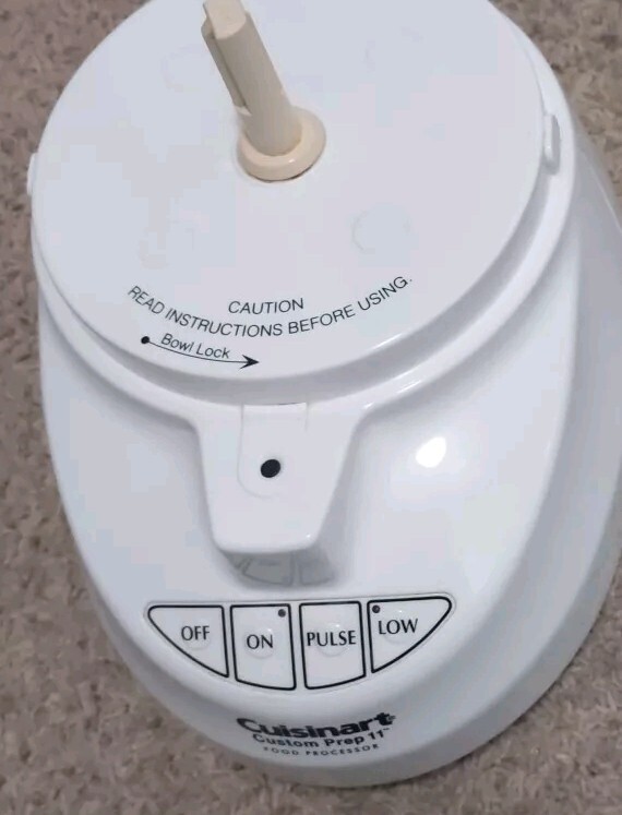 CUISINART CUSTOM PREP II FOOD PROCESSOR BASE ONLY WORKS WELL
