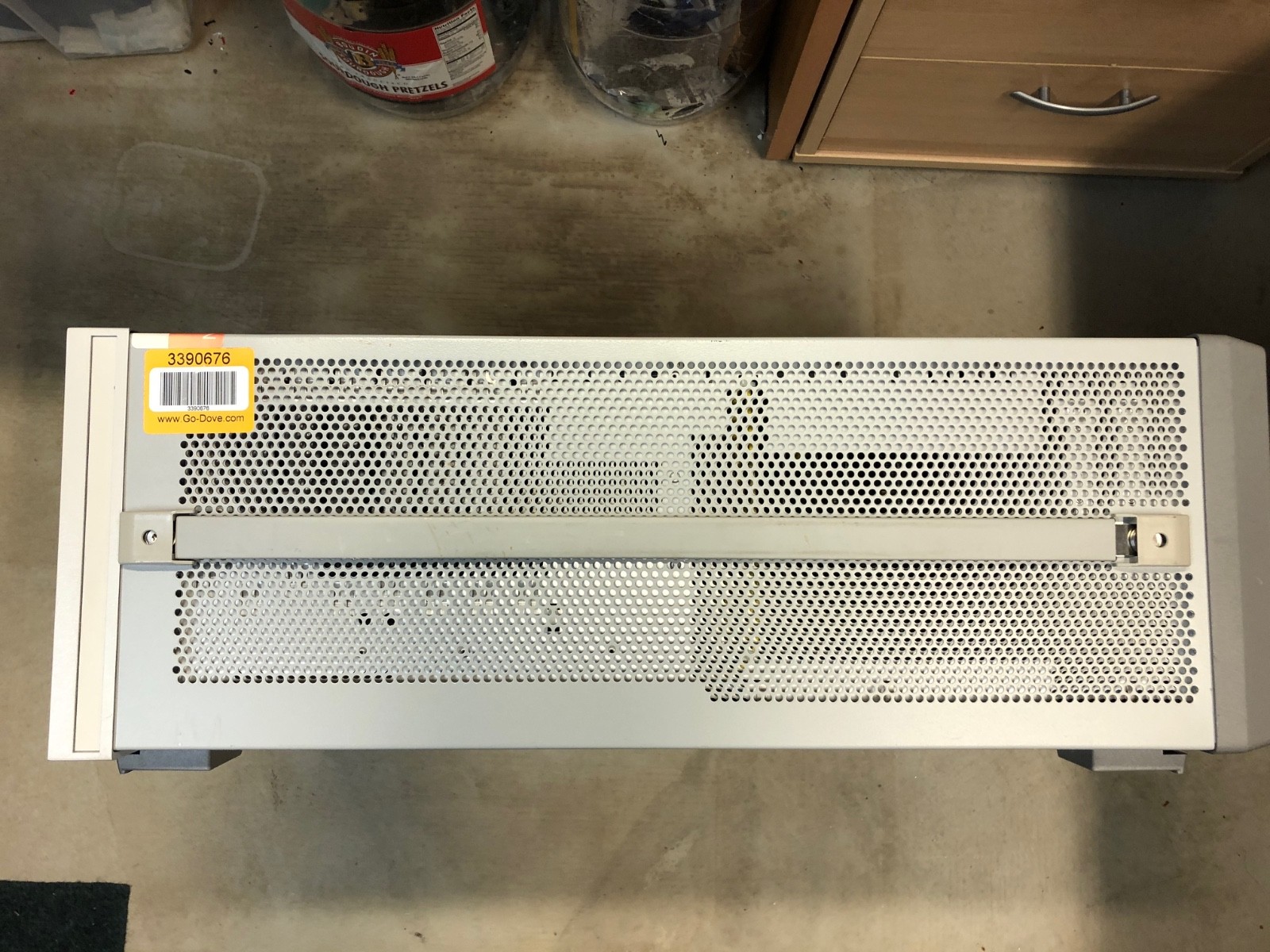 Agilent 8960 Series 10 E5515C Wireless Communications Test Set, Powers up