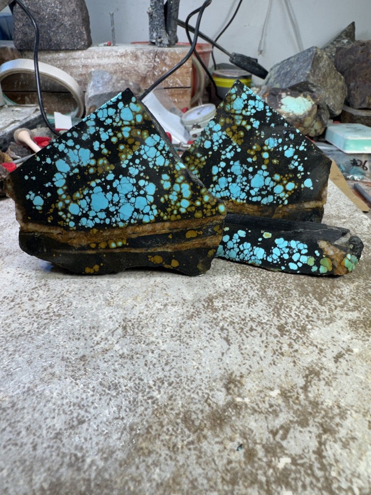 Natural Hubei cloud mountain turquoise nugget