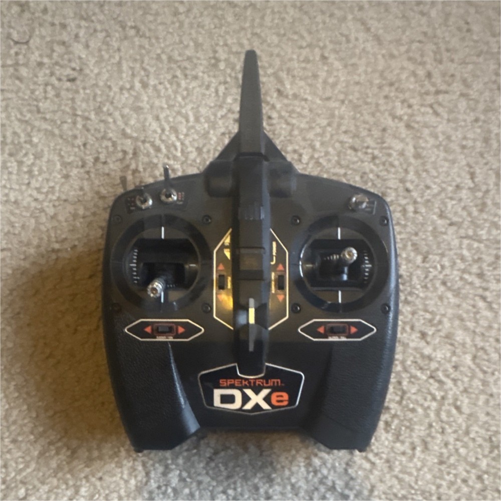 Spektrum DXe 2.4GHz Console RC Transmitter
