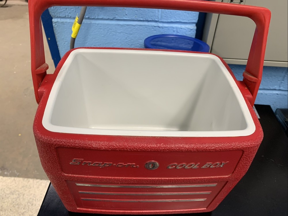 Snap on Cool Box (Lunchbox)