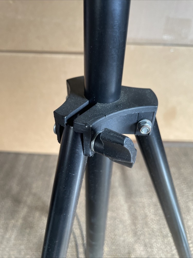 27" Photo Studio Tripod Light Stand