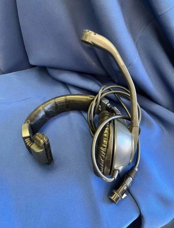 Clear-Com CC-95 Single Muff Intercom Headset – Used – Fully Functional