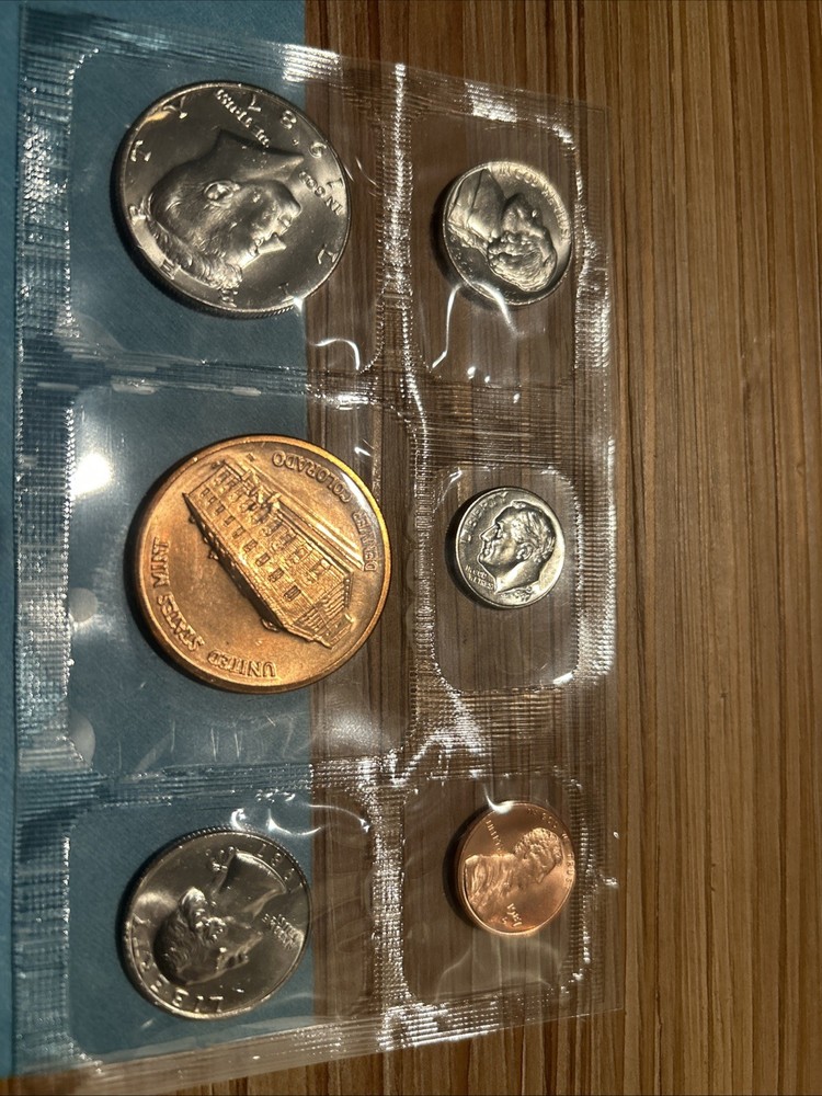 1987 D US Mint Denver Souvenir Set with Envelope