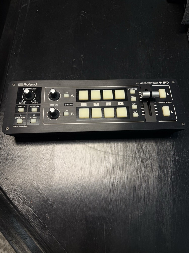 Roland V-1HD HD Video Switcher