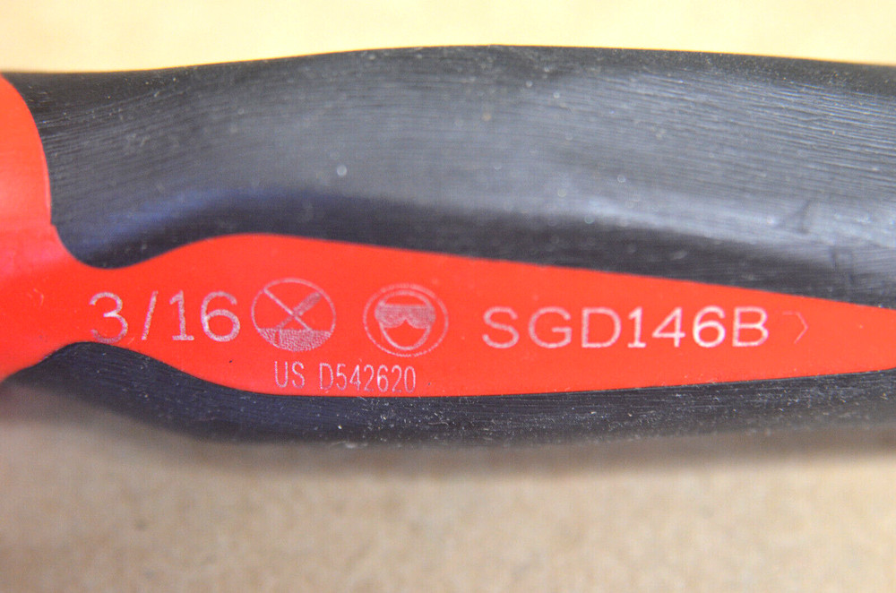 Snap On 3/16 SGD146B Flat Head Screwdriver (1-F)