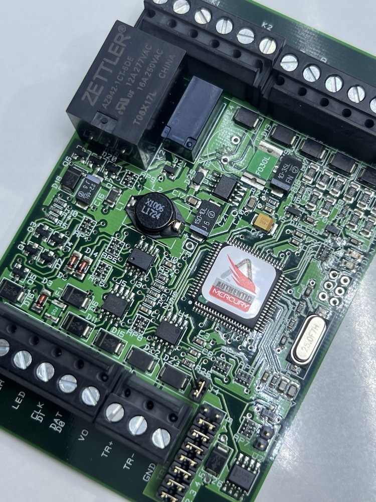 Lenel LNL-1300 Single Reader Interface Module for Access Control.