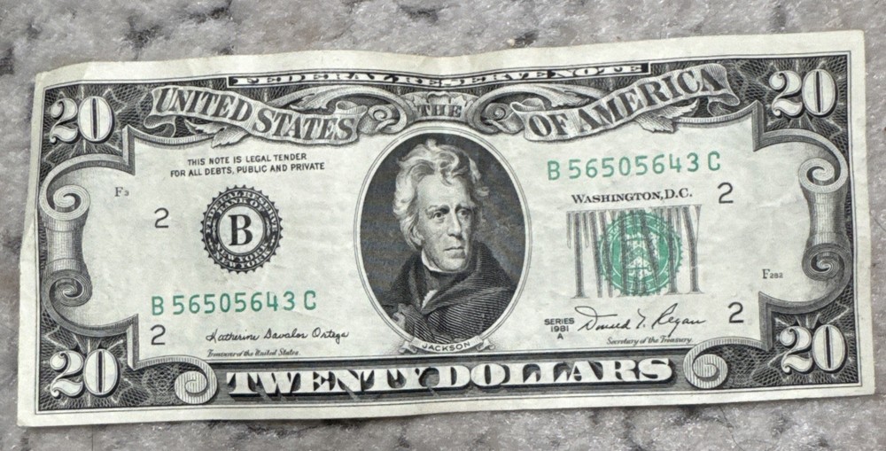 ERROR ! $20 Dollar Bill USD Misprint Misaligned Miscut 1981 Rare