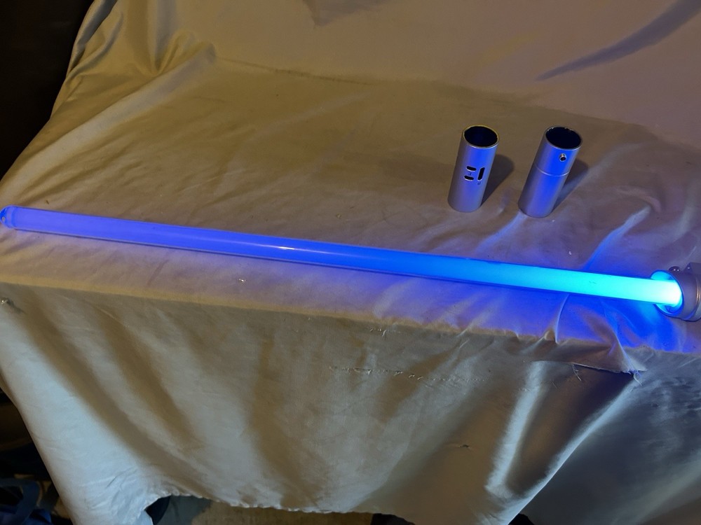 Master Replicas Lightsaber Construction Saber And Extra Attachments.