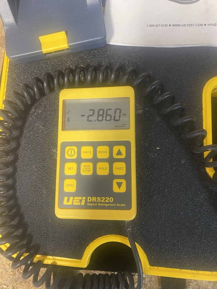 UEI DRS220 Refrigerant Scale and automatic charging feature