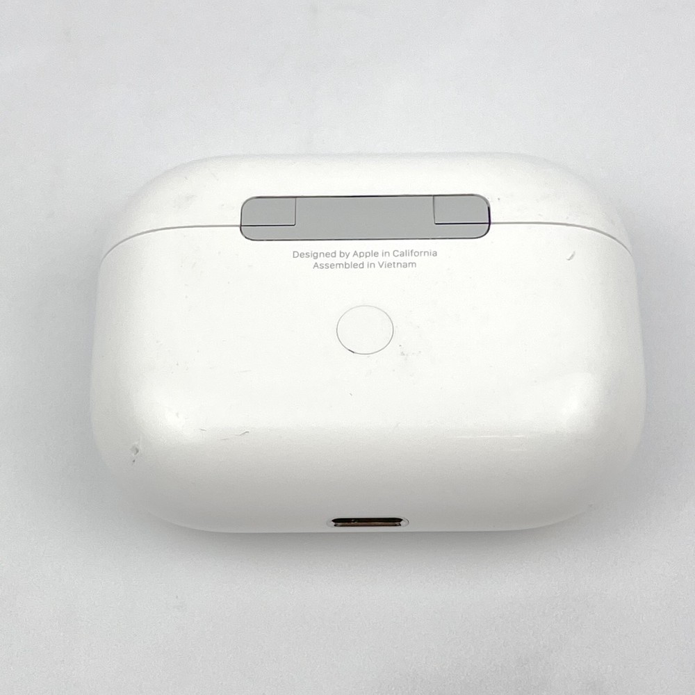 Apple AirPods Pro Genuine Replacement Charging Case Only A2190