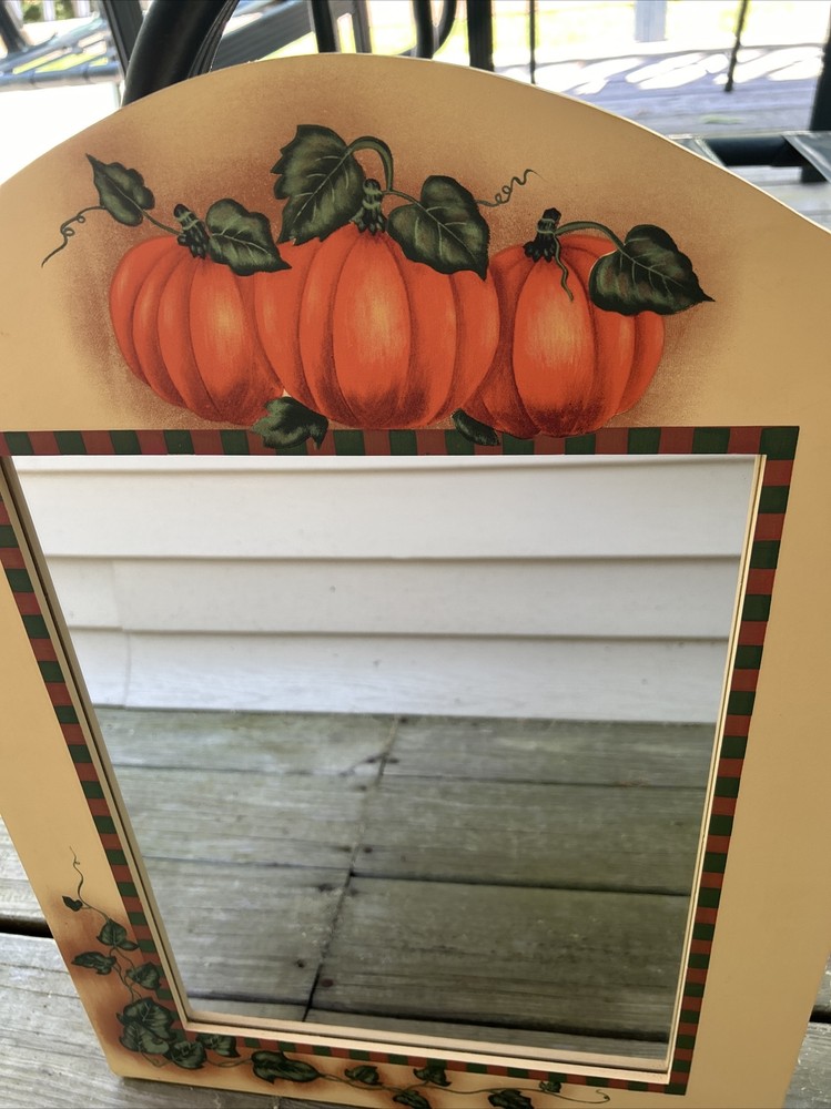 Hanging decorative fall mirror with pumpkins (nd)