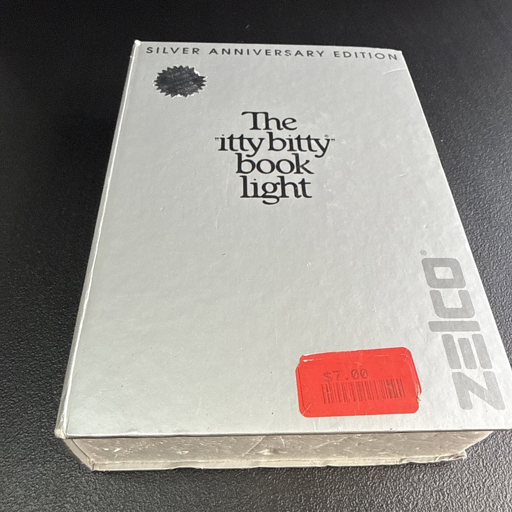 The Itty Bitty Book Light in Original Box Tested Working (NOT LIGHT)