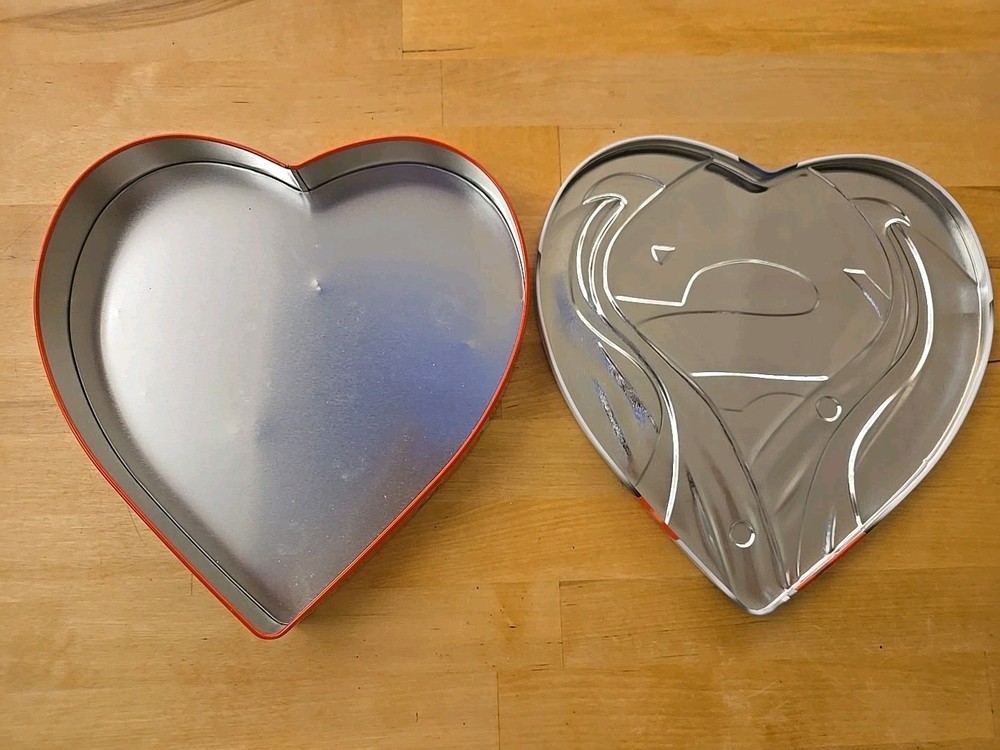 Clark Kent Superman Container DC Comics Heart Shaped Tin Only