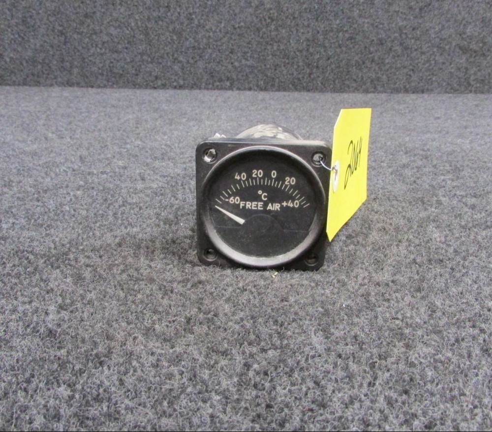 4B279 2 Lewis Fee Air Temp Indicator