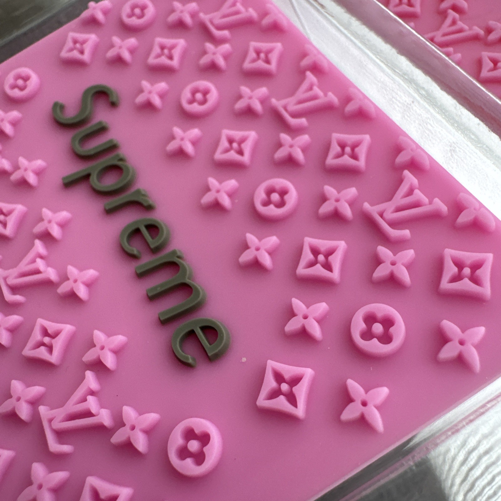 PINK Clipper Grips Barber Tool Barber Nation Gripper