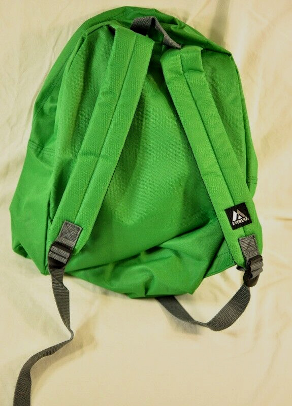 Everest backpack green light padded straps zippered pockets strong polyester