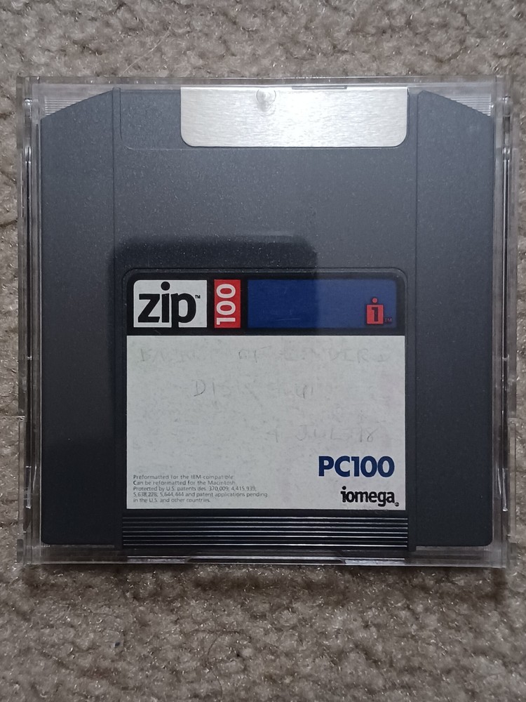 IOMEGA Zip 100 MB Storage Disk PC Format with Clear Jewel Case