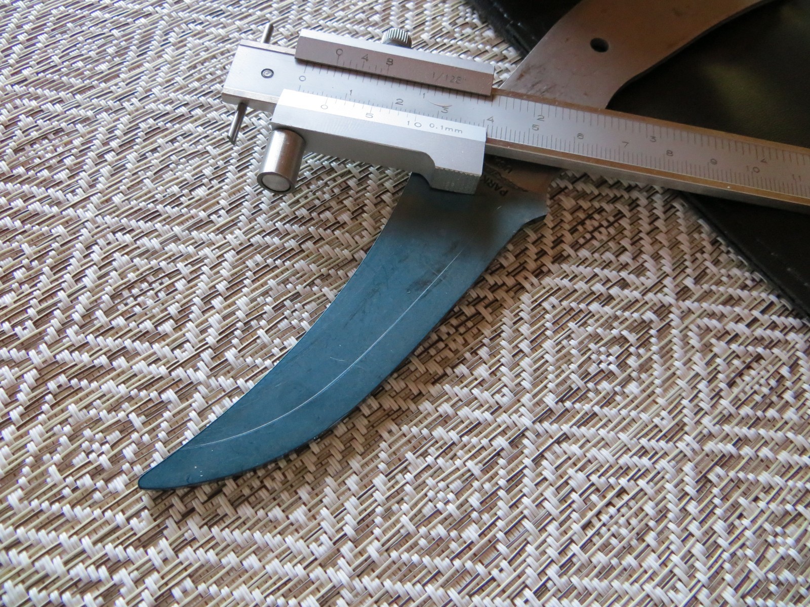 Knife Makers Line Scribe, Parallel Marking Vernier Caliper, 2X72 Knife Grinder