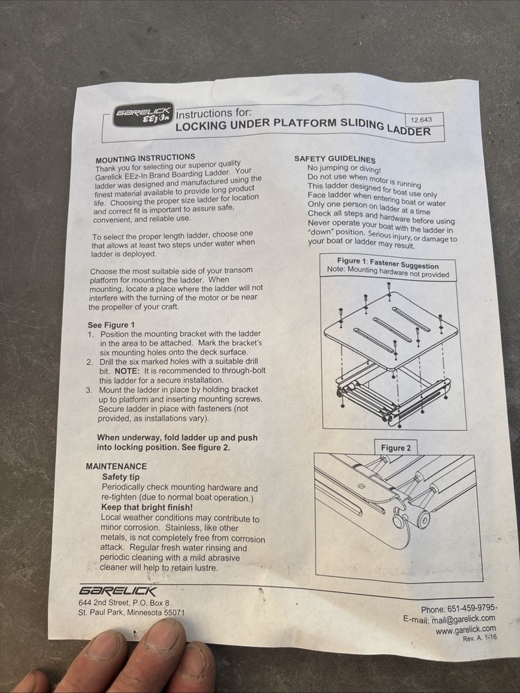 Garelick Locking Under Platform Sliding Ladder Model 12.643
