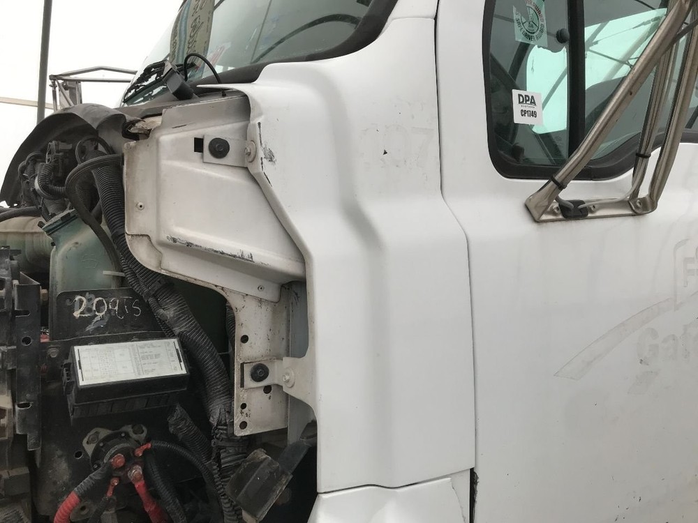 Sterling ACTERRA WHITE Left/Driver CAB Cowl - Used