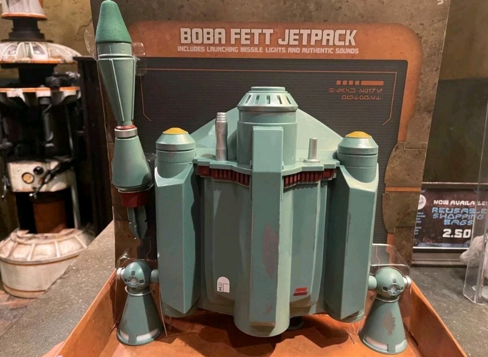 Star Wars Galaxy's Edge BOBA FETT Jetpack w/Launching Missile Lights & Sound