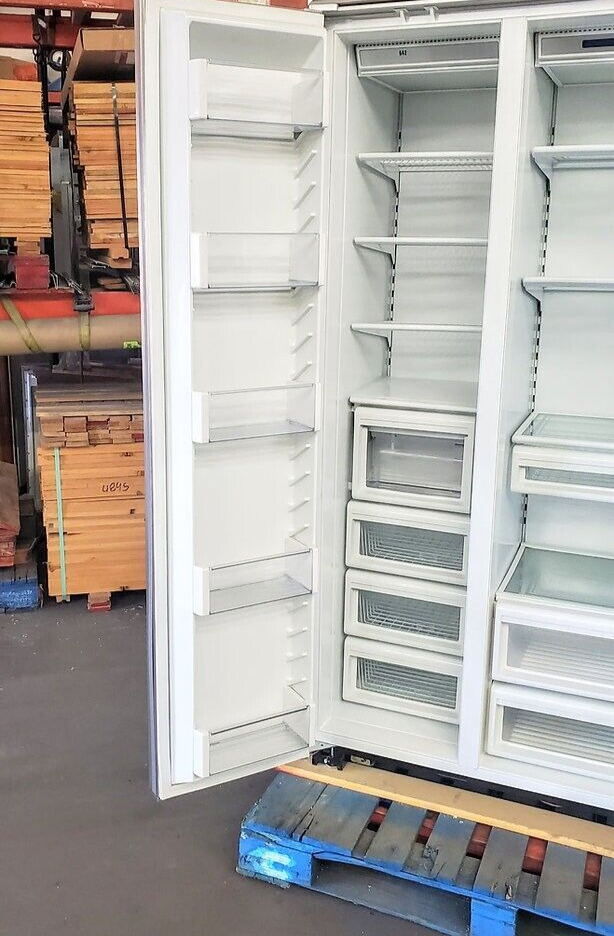 ** FULLY RECONDITIONED 42" SUB-ZERO 642 PANEL-READY REFRIGERATOR ***