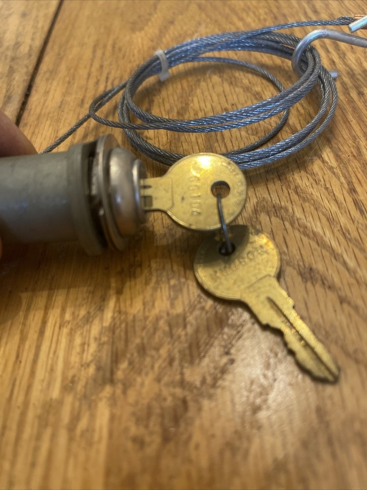 Lock Hudson With Keys Gg104