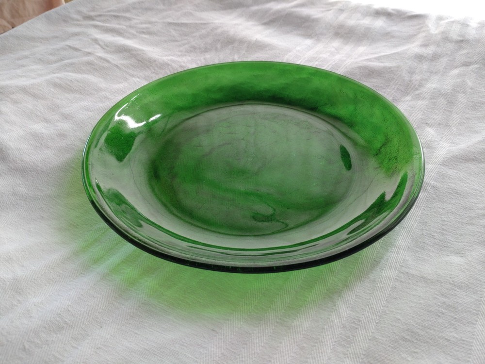 Green Textured Glass Plate
