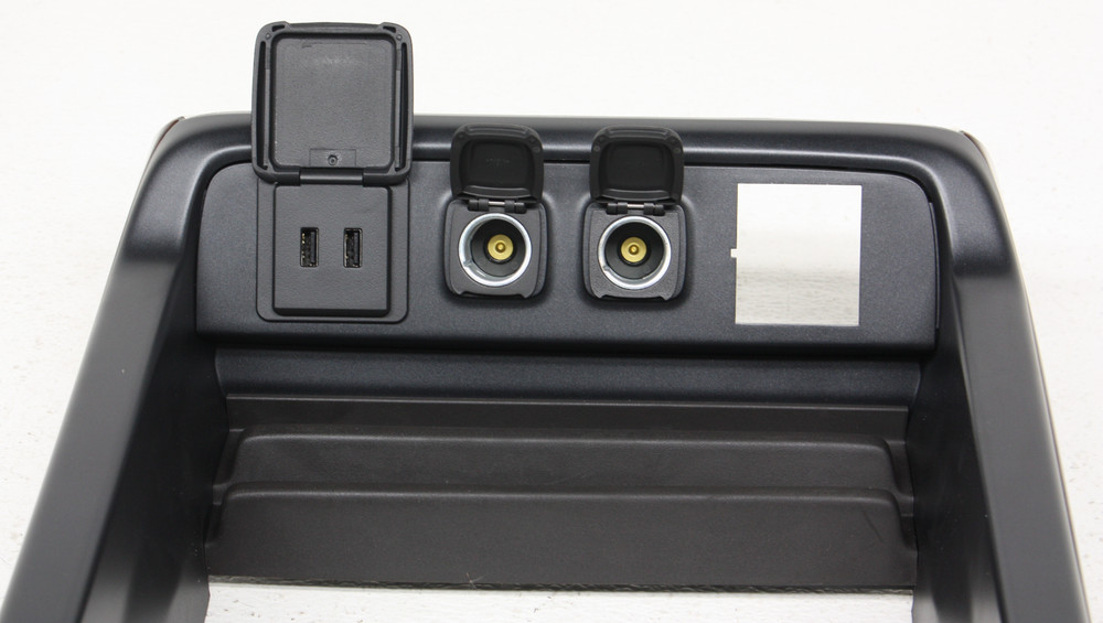 84092109 OEM GMC Silverado, Sierra Console Front