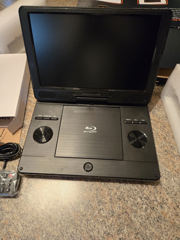 Bluray disc/dvd media player (B102)