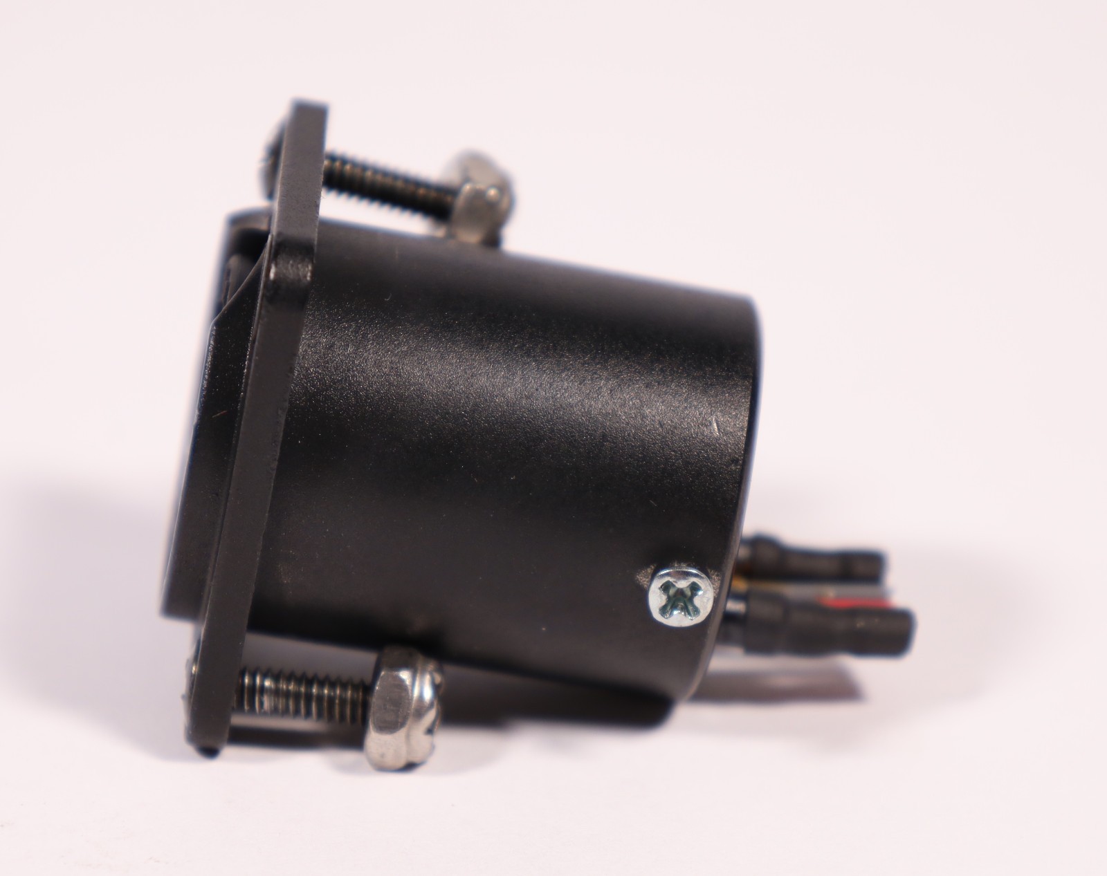 Neutrik NO2-4FDW-A OpticalCon Duo Chassis Connector + Mounting/Ground Screws