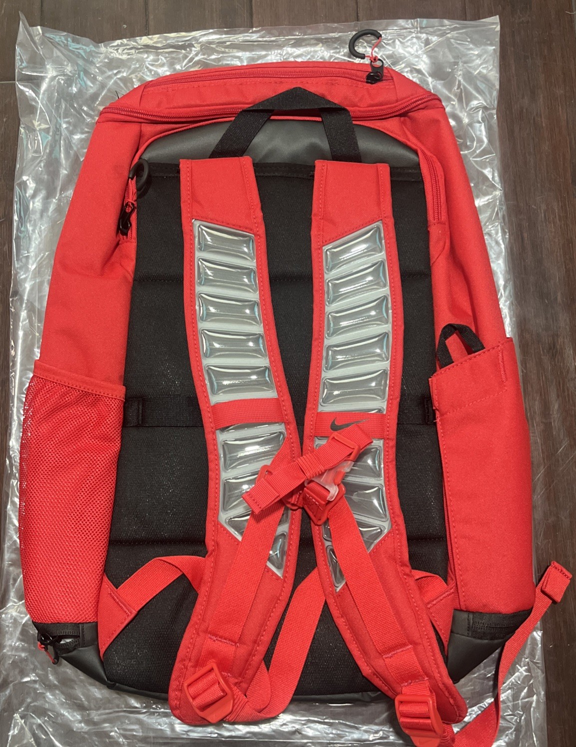 Nike Varsity Elite Unisex Backpack (32L) - Red and Black