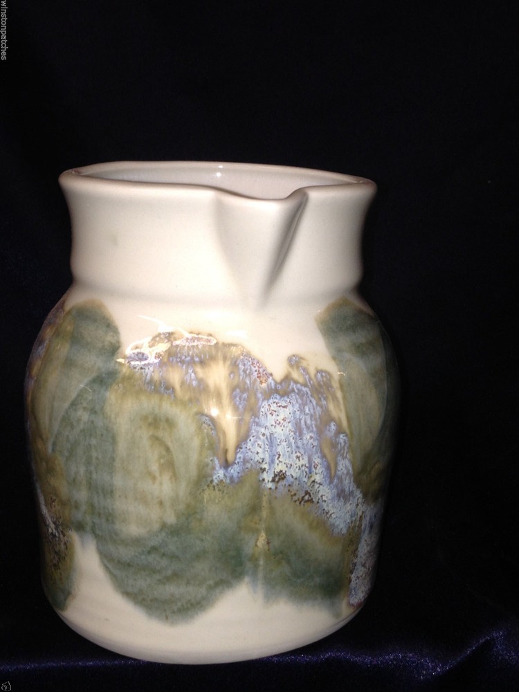 KRAVEC STUDIOS NAPLES FLORIDA 1 QUART PITCHER FLOW GLAZE OFF WHITE