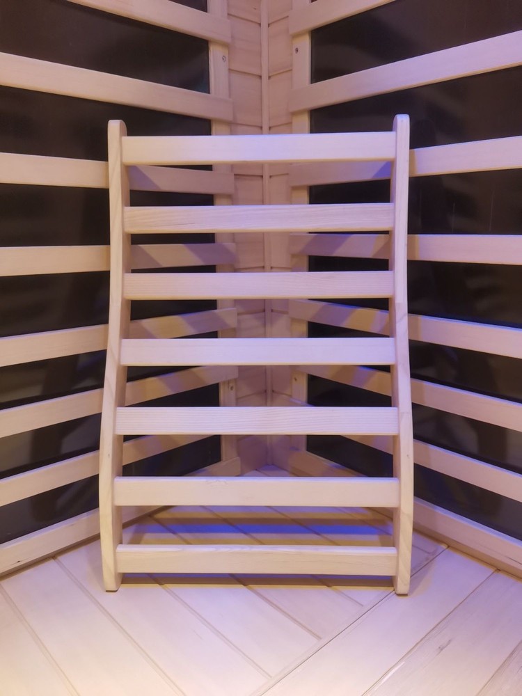 Ergonomic Sauna Backrest in Hemlock for Relaxing Spa Experience