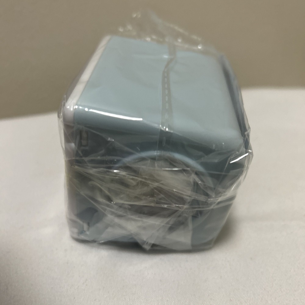 1pc Blue Wall Mounted Automatic Toothpaste Squeezer, Simple Toothpaste Holder