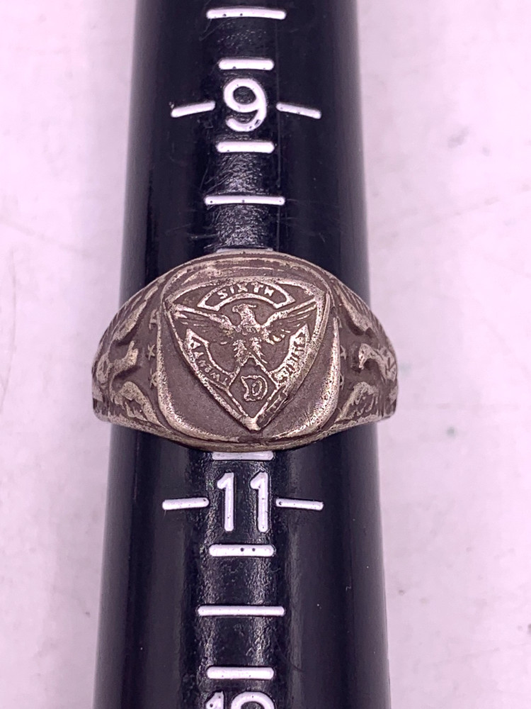 Vtg. World War 2 sterling silver 26th Division "Yankee Division" Men's ring