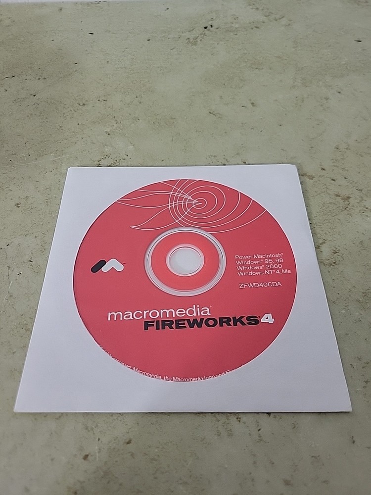 Macromedia Fireworks 4 CD-Rom Software Apple Macintosh With Code