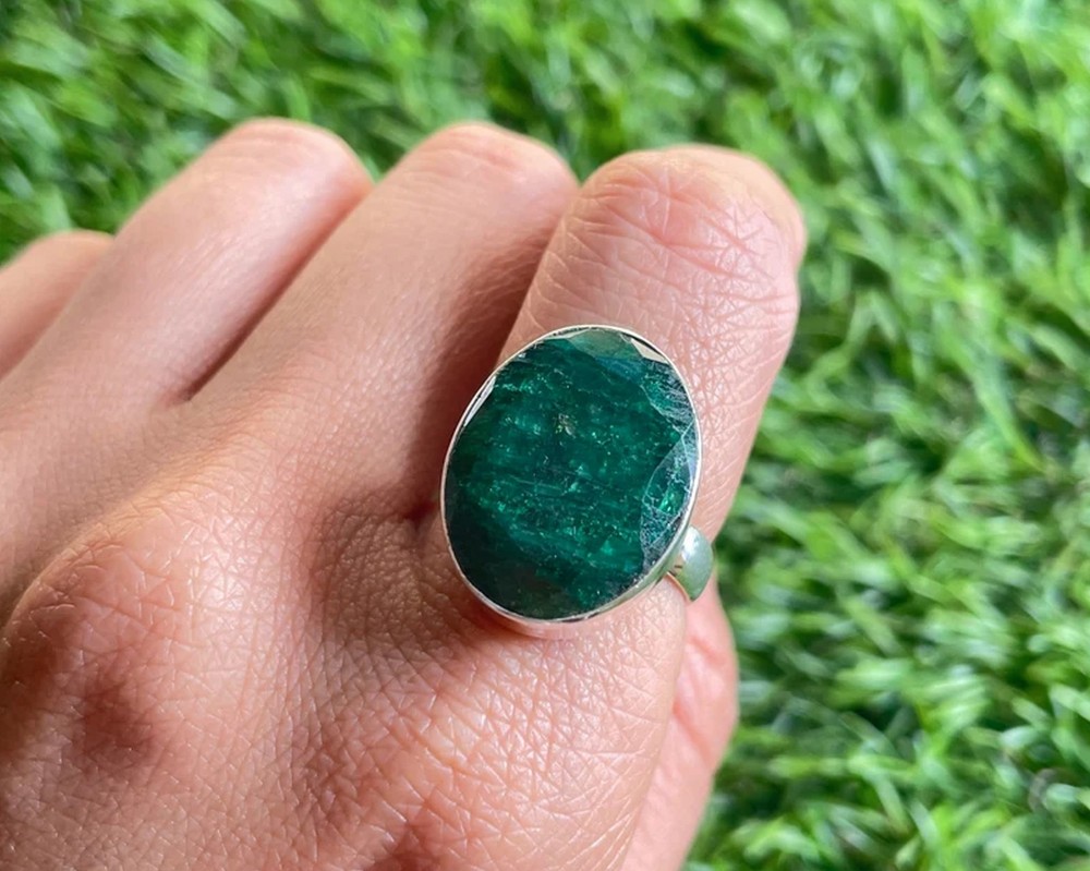 Solid 925Sterling Silver Natural Emerald Oval Green Gemstone Statement Band Ring