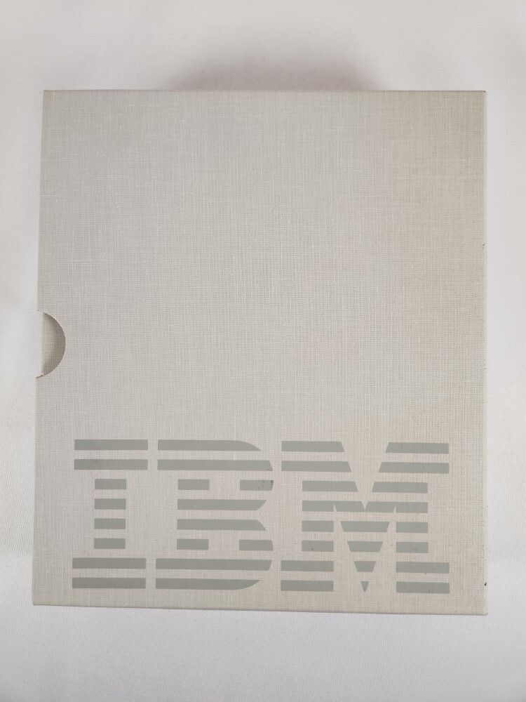 IBM Binder DOS Disk Operating System Reference 3.2 1986 1st Ed. (No Software)